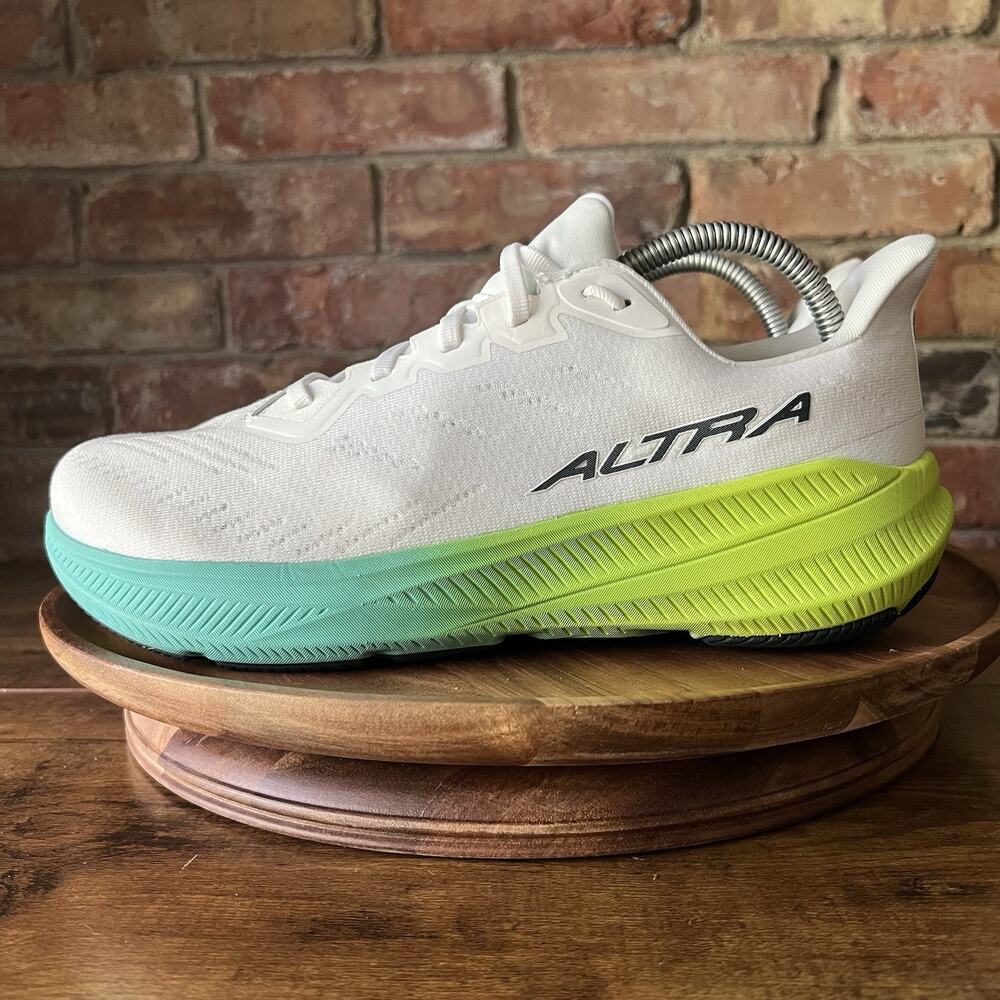 Altra Experience Flow 2 Max Cushion Mens 9 White Green Running Shoes Sneakers